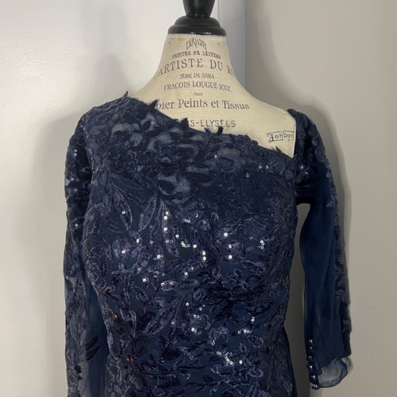 Long Sleeve Mother of The Bride Dresses for Wedding and Holidays celebration S22 - Picture 6 of 10